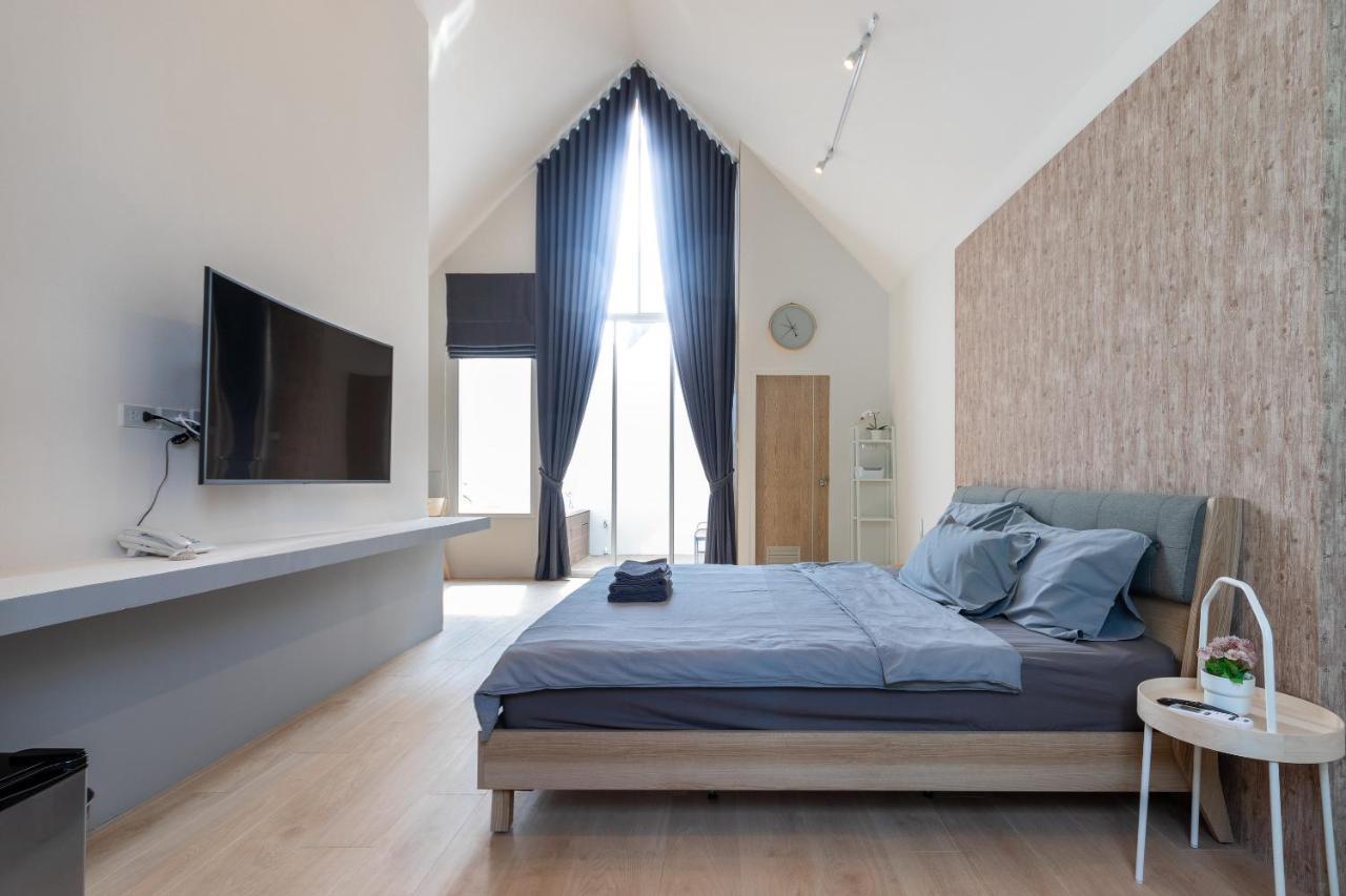 Nidhra นิทรา Apartment Ban Lat Krachaeng Bagian luar foto