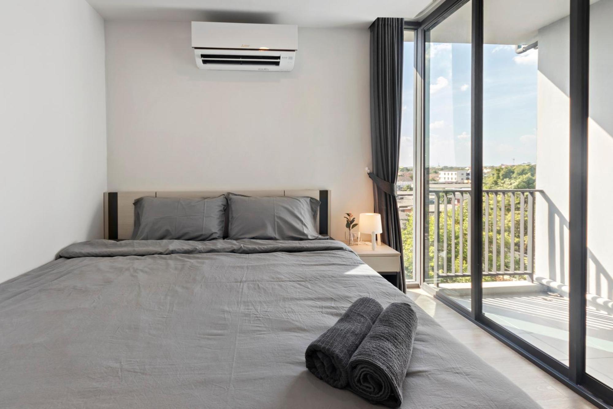 Nidhra นิทรา Apartment Ban Lat Krachaeng Bagian luar foto