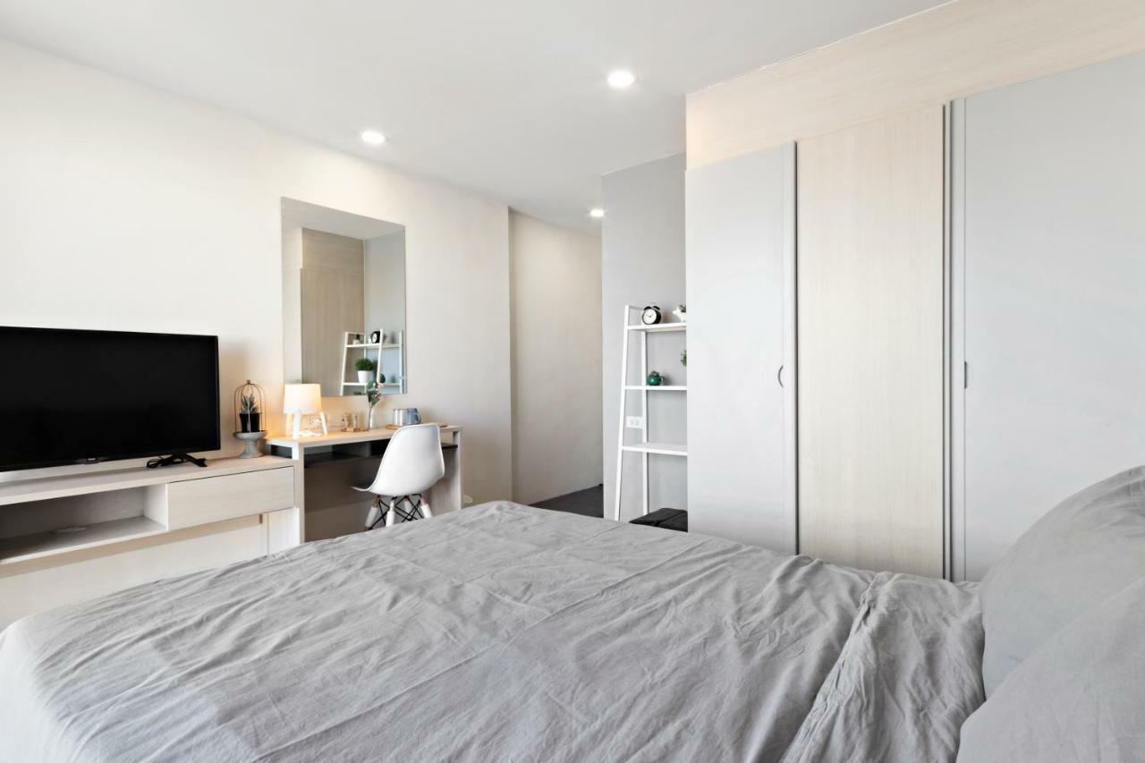 Nidhra นิทรา Apartment Ban Lat Krachaeng Bagian luar foto